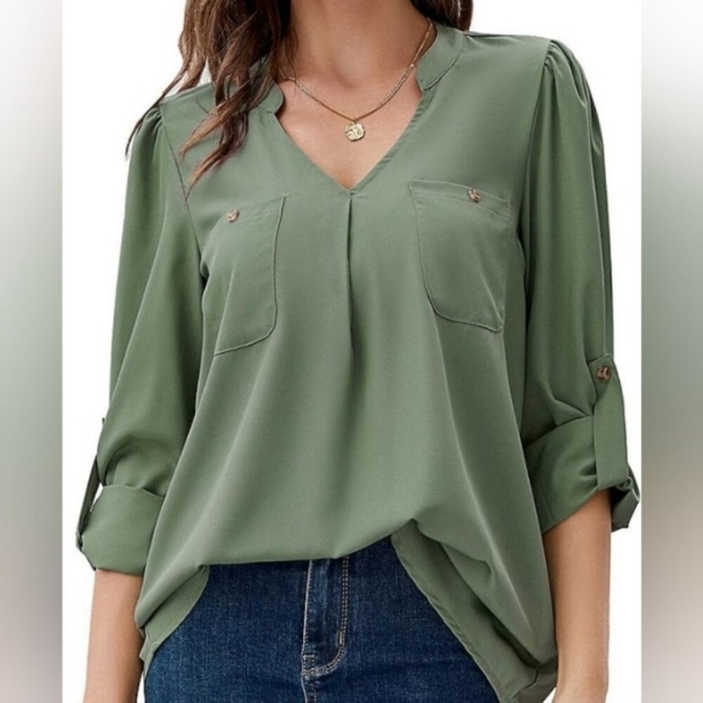 New with tags! Missky Womens Large long sleeve Vneck pleated tunic blouse green